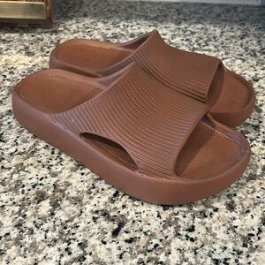 Like new Calia slide sandals